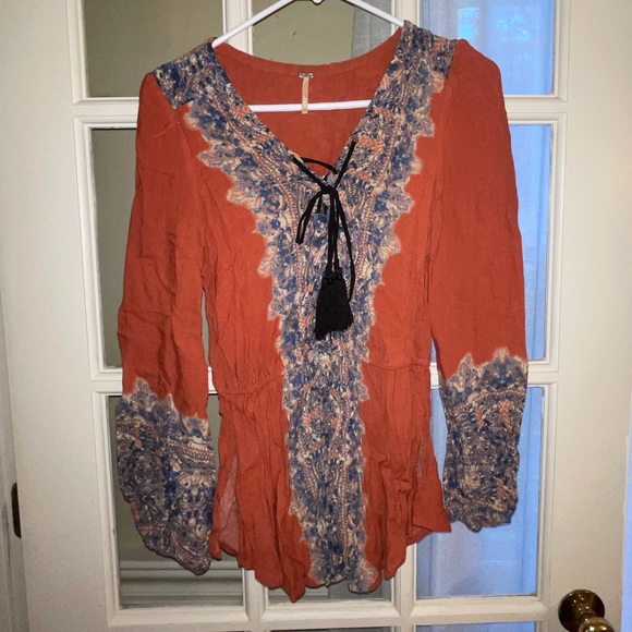 Free People Top - Picture 1 of 2